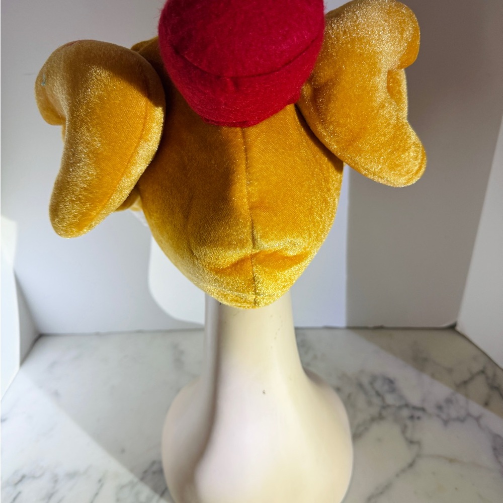 Thanksgiving | FRIENDS TV Show Monica Turkey Hat with Sunglasses - Picture 6 of 6